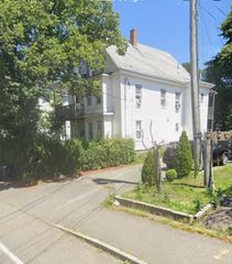737 N Montello St, Brockton, MA 02301