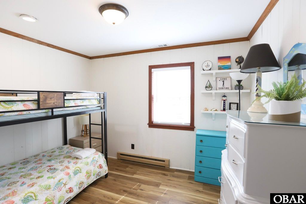 Image 12 of property listing at 4811 Lindbergh Avenue, Kitty Hawk, NC 27949