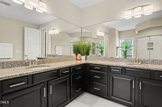 554 White Oak Pond Road, Apex, NC 27523