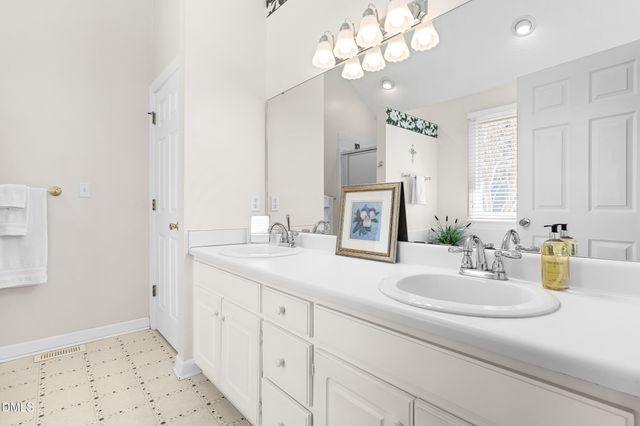 1012 Catsby Circle, Raleigh, NC 27603