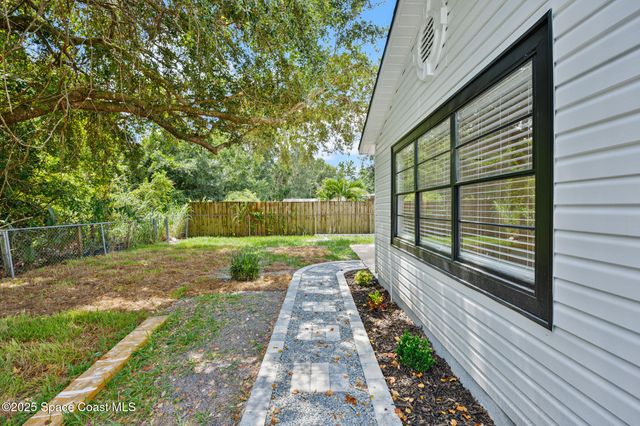 1665 Saratoga Drive, Titusville, FL 32796