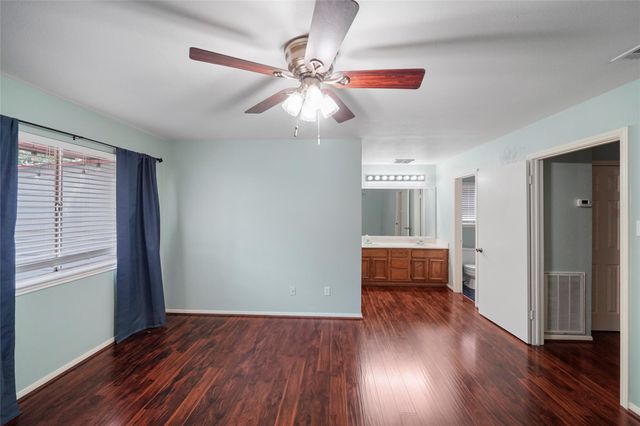 17206 Park Lodge Drive, Spring, TX 77379