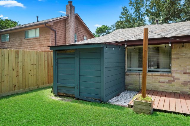 17206 Park Lodge Drive, Spring, TX 77379