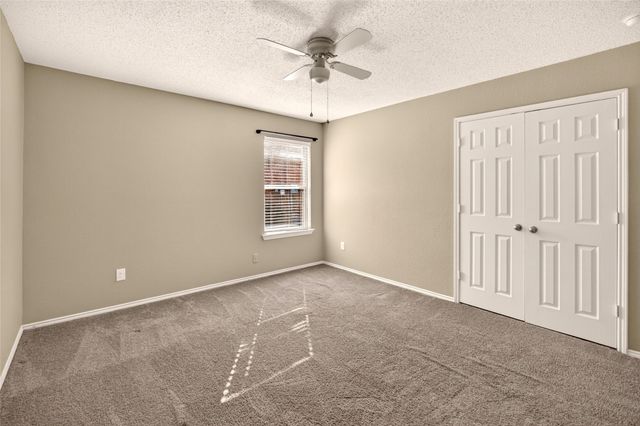 8704 Swan Park Drive, Denton, TX 76210
