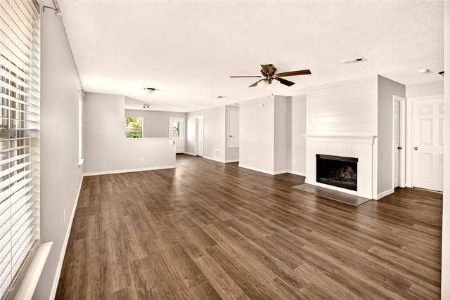 8704 Swan Park Drive, Denton, TX 76210
