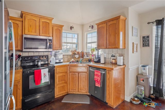 1208 Baldridge Drive, Gatesville, TX 76528