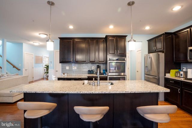 578 JERSEY BRONZE WAY, Pasadena, MD 21122