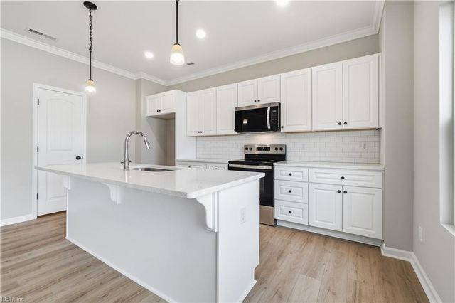 2816 Pleasant AVE, Norfolk, VA 23518