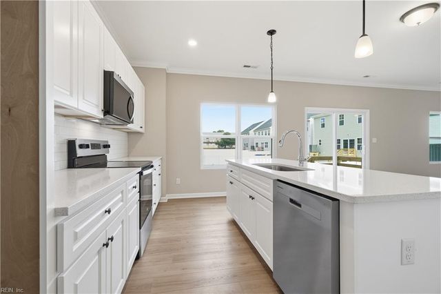 2816 Pleasant AVE, Norfolk, VA 23518