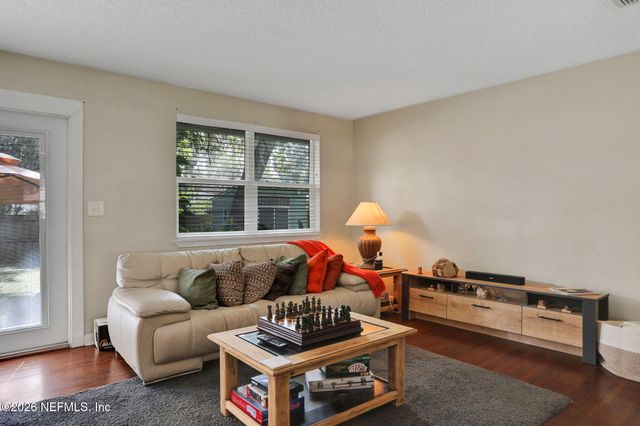 5556 GROVE Avenue, Jacksonville, FL 32211