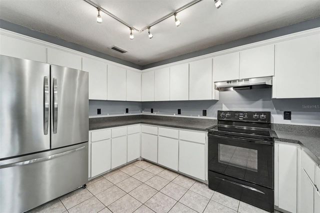 14806 MORNING DRIVE, Lutz, FL 33559