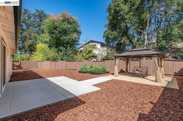444 Amaral Cir, Pleasanton, CA 94566