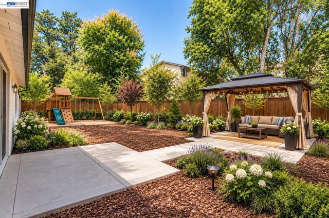 444 Amaral Cir, Pleasanton, CA 94566