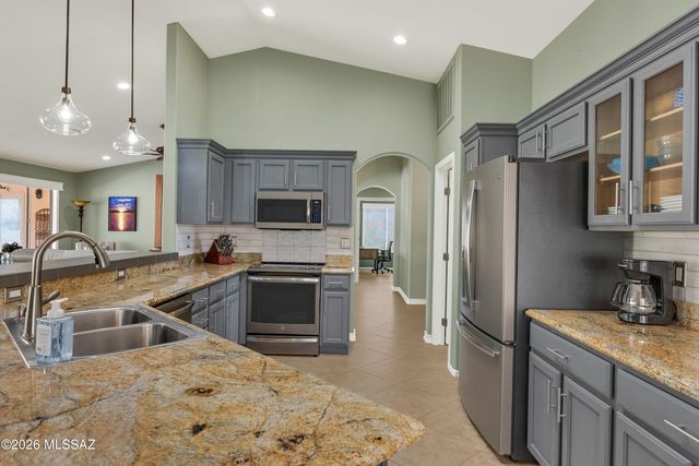 63394 E Desert Crest Drive, Tucson, AZ 85739