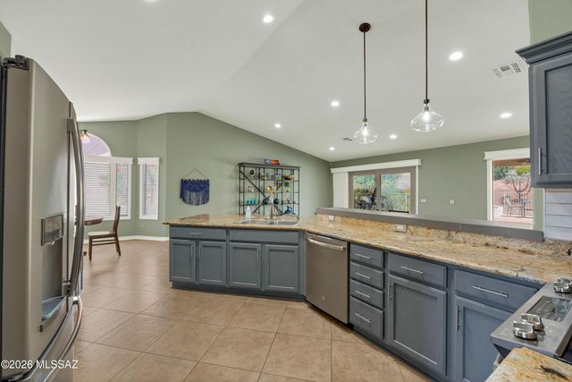 63394 E Desert Crest Drive, Tucson, AZ 85739