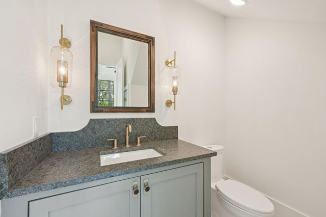 1211 Bay Oaks Road, Houston, TX 77008