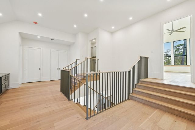 1211 Bay Oaks Road, Houston, TX 77008