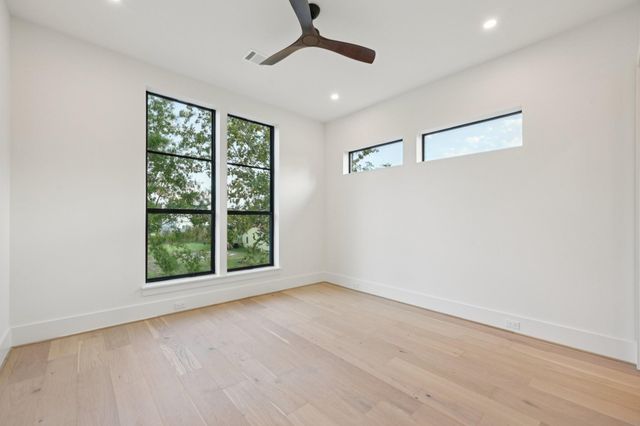 1211 Bay Oaks Road, Houston, TX 77008