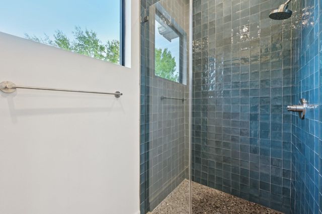 1211 Bay Oaks Road, Houston, TX 77008