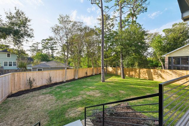 1211 Bay Oaks Road, Houston, TX 77008
