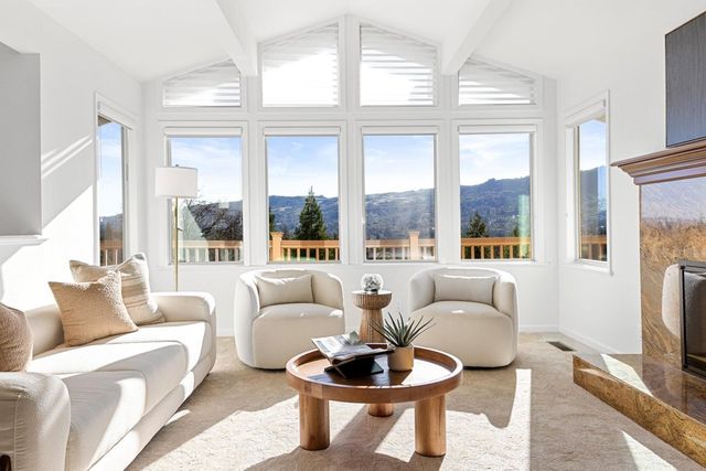 670 Logan Ln, Danville, CA 94526