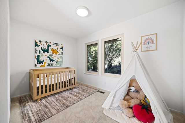 670 Logan Ln, Danville, CA 94526