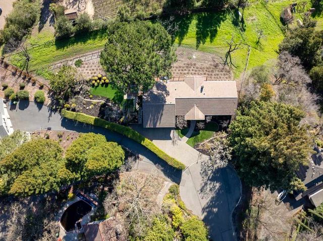 670 Logan Ln, Danville, CA 94526