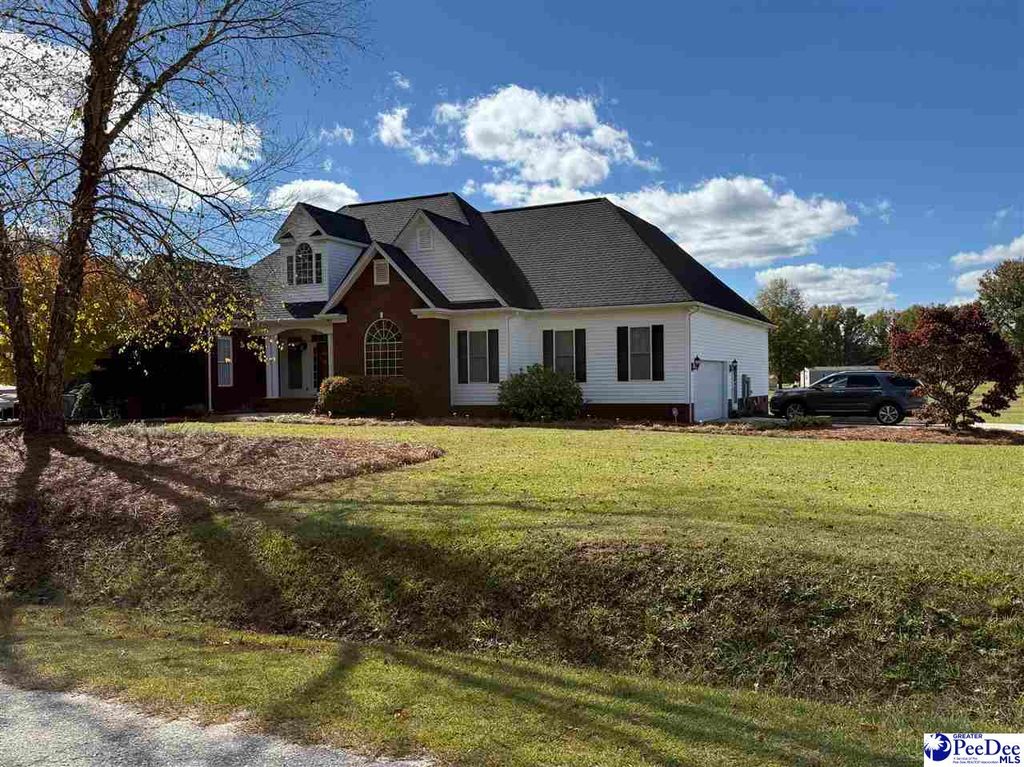 4057 W Old Wire Road, Wallace, SC 29596