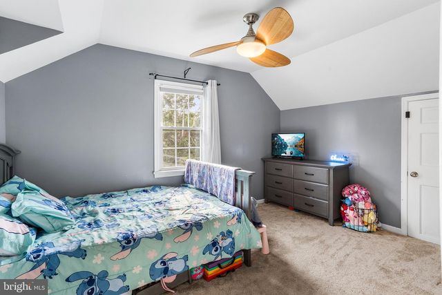 31 FENWICK DR, Carneys Point, NJ 08069