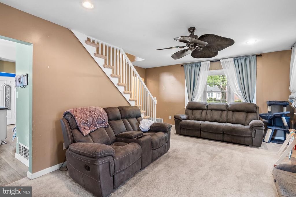 31 FENWICK DR, Carneys Point, NJ 08069 — photo 5