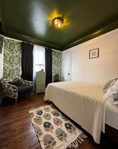 16796 Greenlawn Street, Detroit, MI 48221