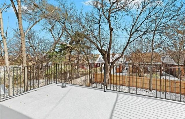 16796 Greenlawn Street, Detroit, MI 48221