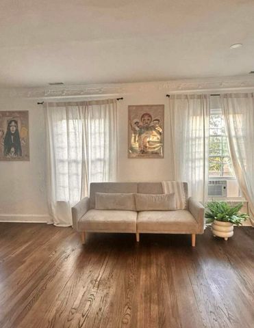 16796 Greenlawn Street, Detroit, MI 48221