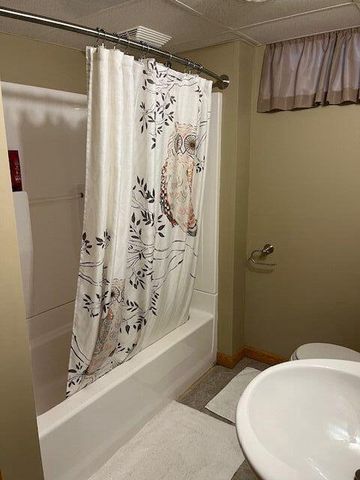 115 Lawrence AVENUE, Tomah, WI 54660