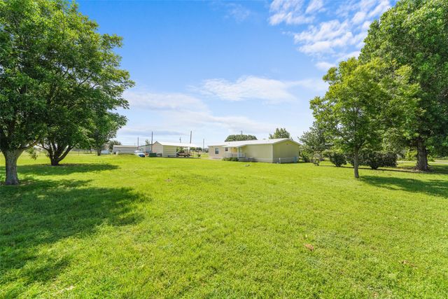 542 Private Road 4906, Haslet, TX 76052