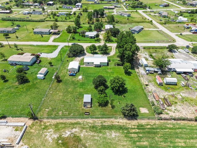 542 Private Road 4906, Haslet, TX 76052