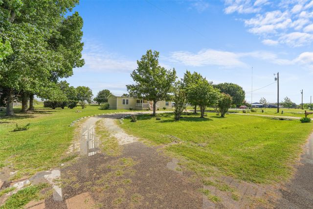 542 Private Road 4906, Haslet, TX 76052