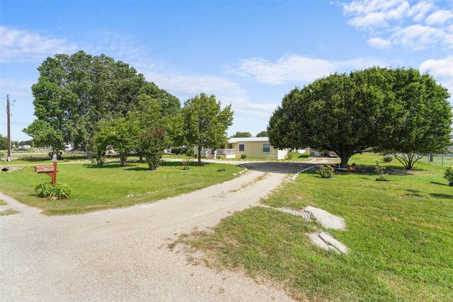 542 Private Road 4906, Haslet, TX 76052