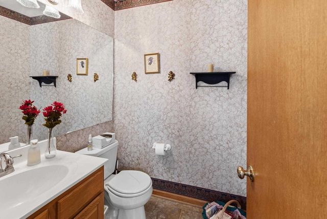 6457 NORFOLK LANE, Racine, WI 53406