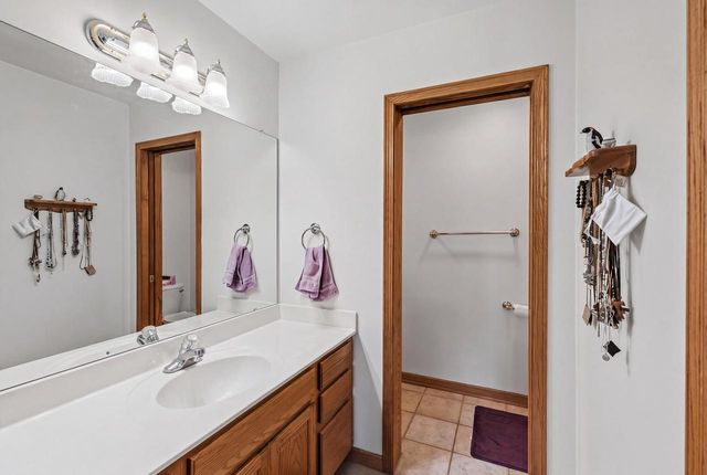 6457 NORFOLK LANE, Racine, WI 53406