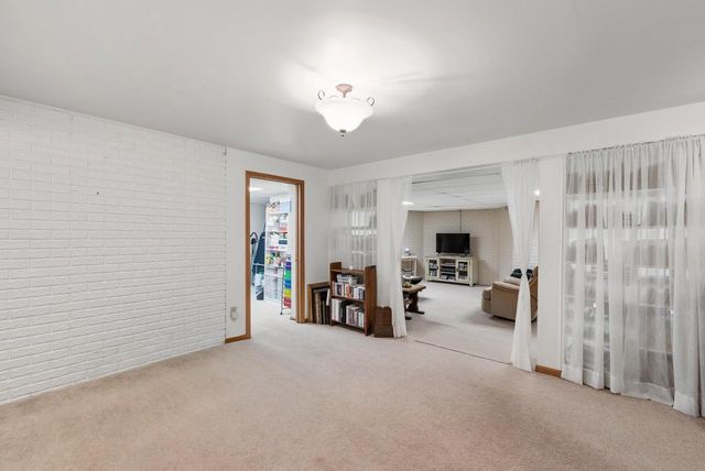 6457 NORFOLK LANE, Racine, WI 53406