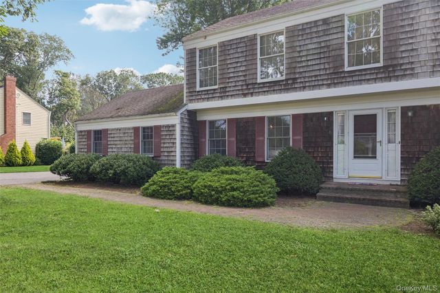 30 White Birch Circle, Miller Place, NY 11764