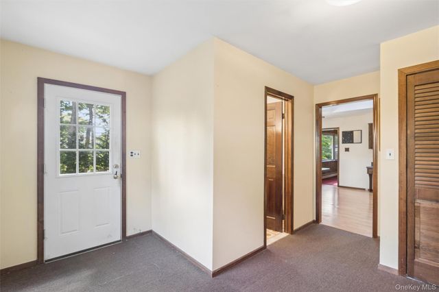 30 White Birch Circle, Miller Place, NY 11764