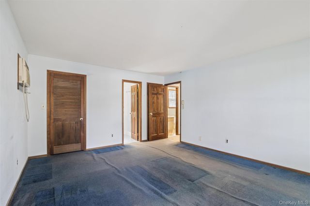 30 White Birch Circle, Miller Place, NY 11764