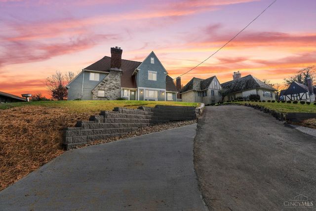 4150 Paddock Road, Cincinnati, OH 45229