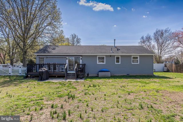 427 BIRCH DR, Mickleton, NJ 08056