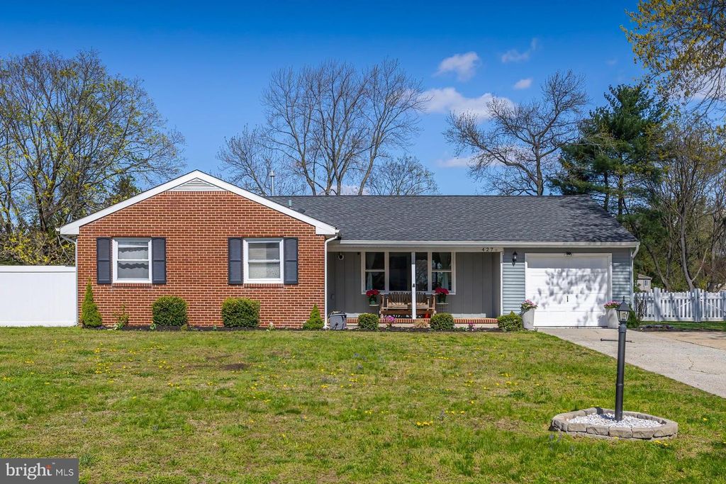 427 BIRCH DR, Mickleton, NJ 08056