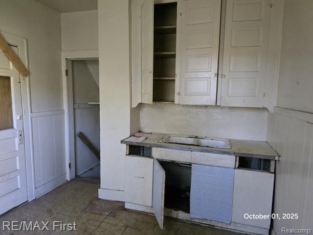 4133 Lenox Street, Detroit, MI 48215