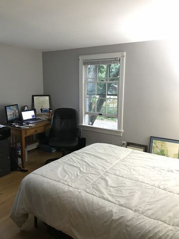 11 Vine Street 4, Marblehead, MA 01945