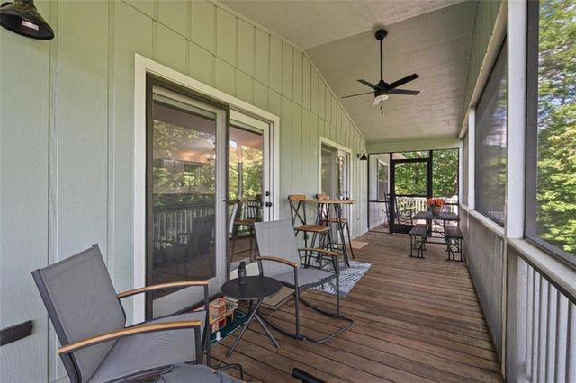 169 Windjammer Spur, Hiawassee, GA 30546